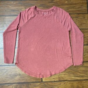 American Eagle Outfitters Dusty Rose Women’s Size Small Sweater